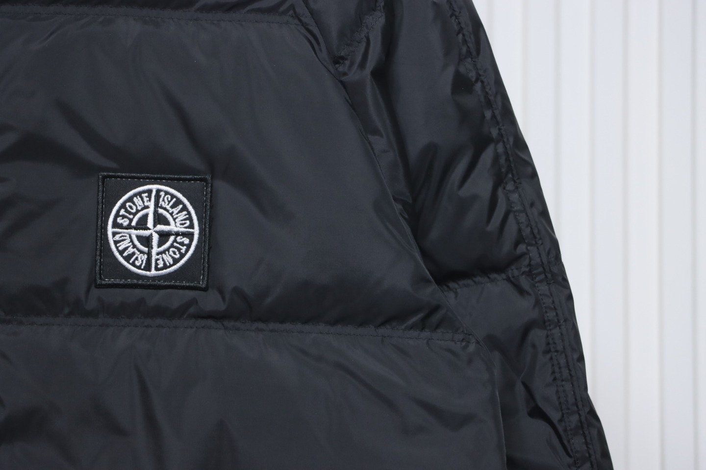 Stone Island Classic Small Label Down Black