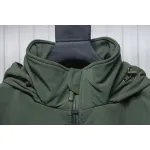 Stone Island Outdoor Arm Logo Jacket Zip-Up Jacket Green