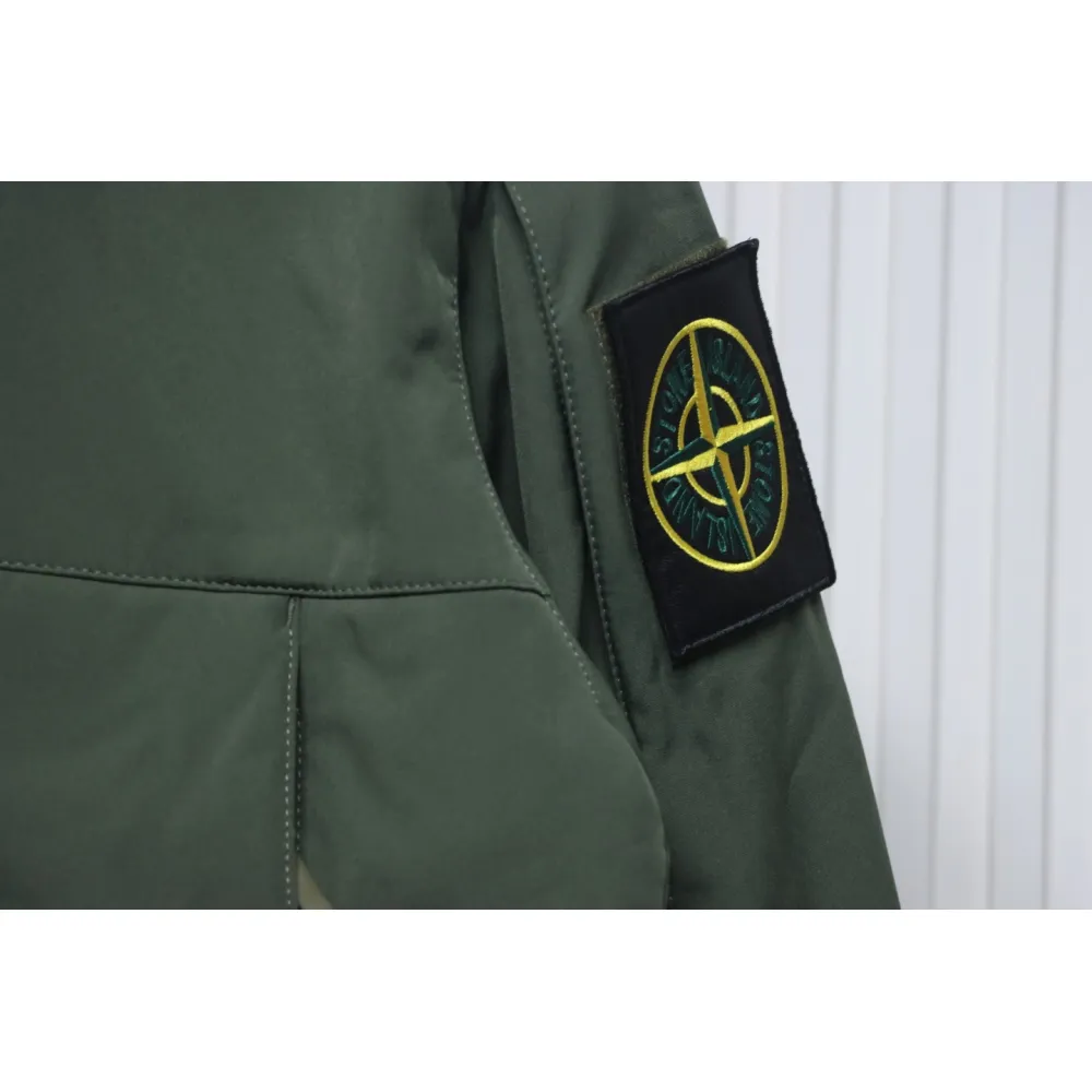 Stone Island Outdoor Arm Logo Jacket Zip-Up Jacket Green