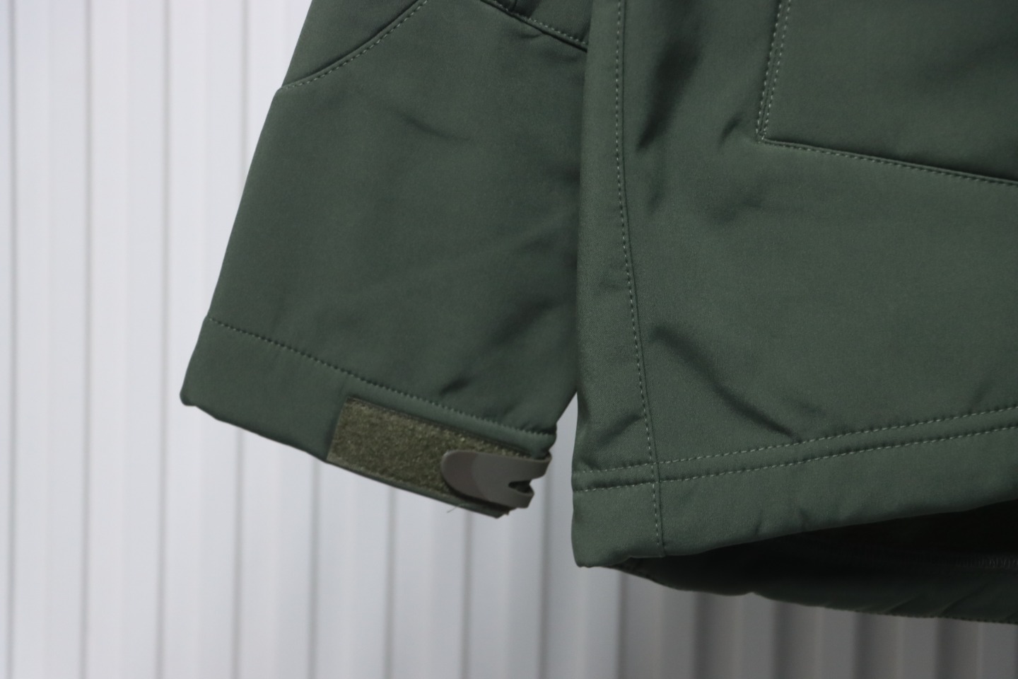 Stone Island Outdoor Arm Logo Jacket Zip-Up Jacket Green