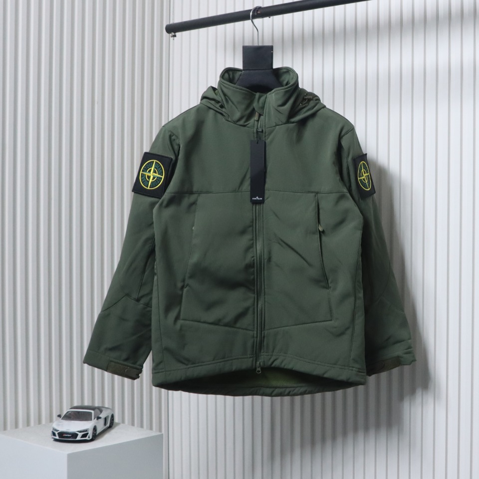 Stone Island Outdoor Arm Logo Jacket Zip-Up Jacket Green