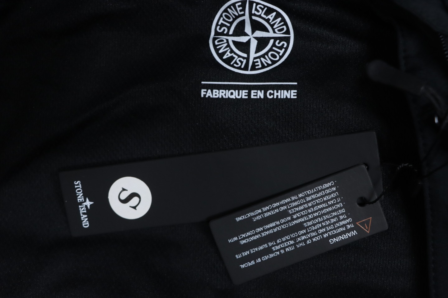 Stone Island Outdoor Arm Logo Jacket Zip-Up Jacket Black