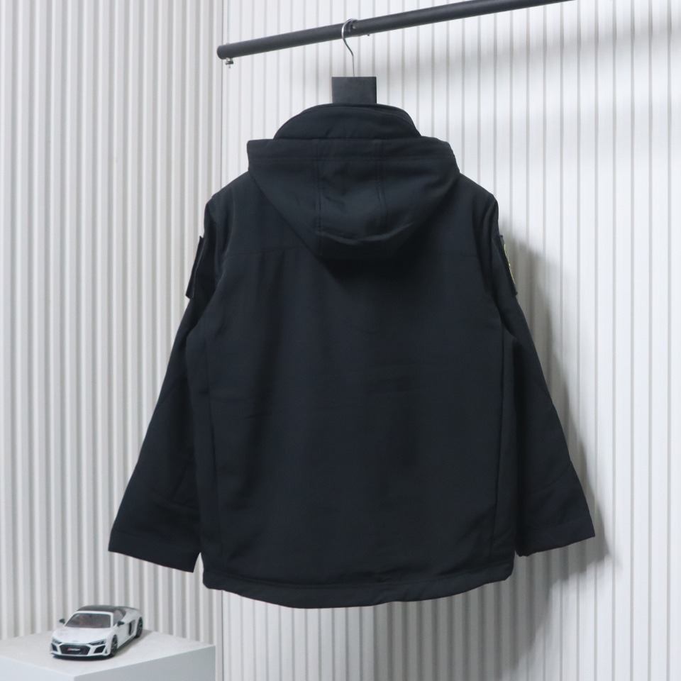 Stone Island Outdoor Arm Logo Jacket Zip-Up Jacket Black