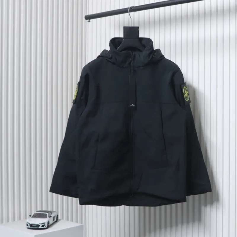 Stone Island Outdoor Arm Logo Jacket Zip-Up Jacket Black