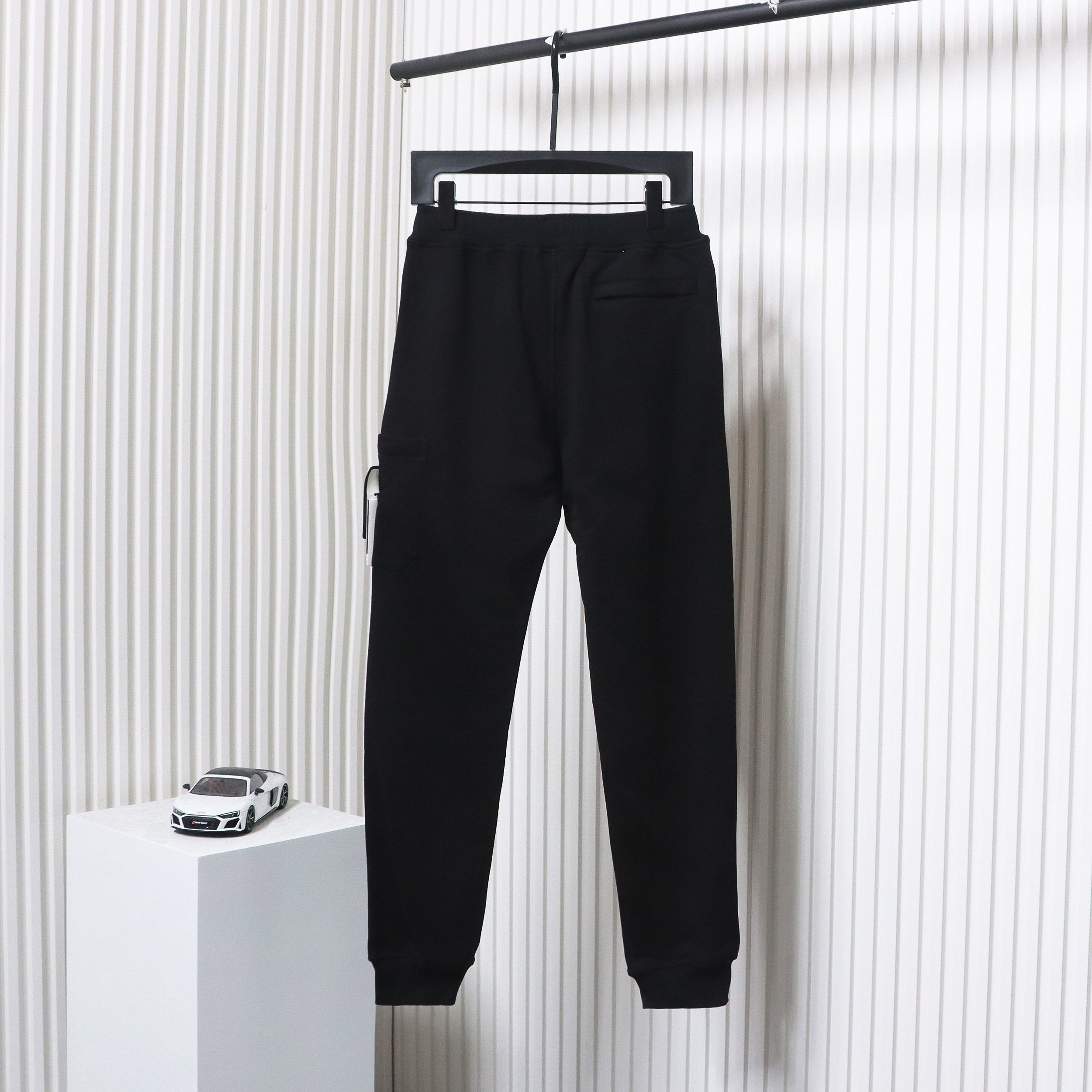 Stone Island Single Pocket Basic Badge Trousers Black