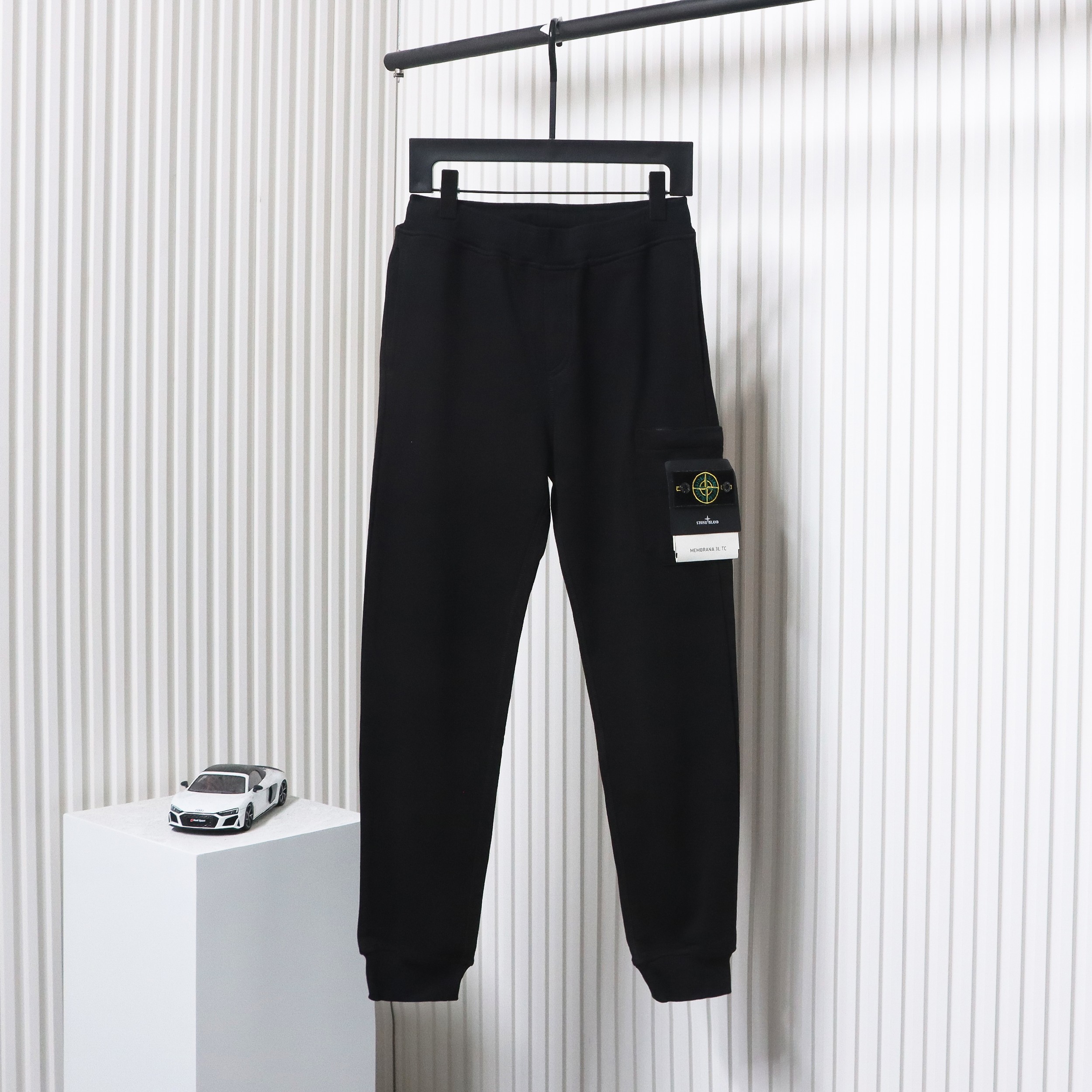 Stone Island Single Pocket Basic Badge Trousers Black