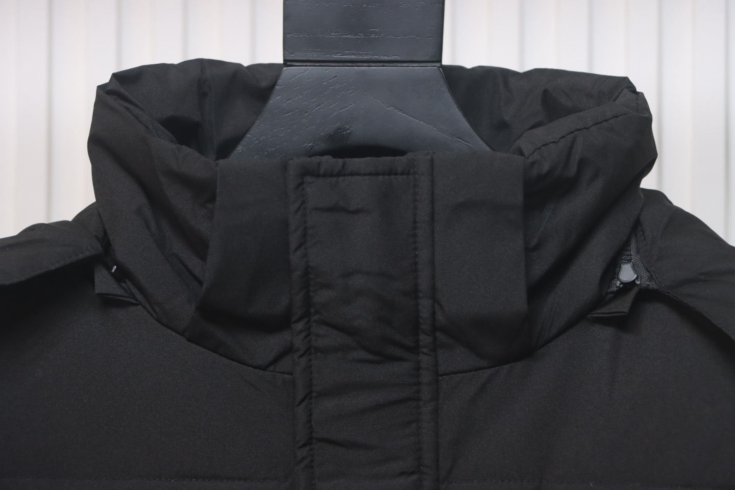 Stone Island Solid Color Zipper Hooded Reversible Down Jacket Black