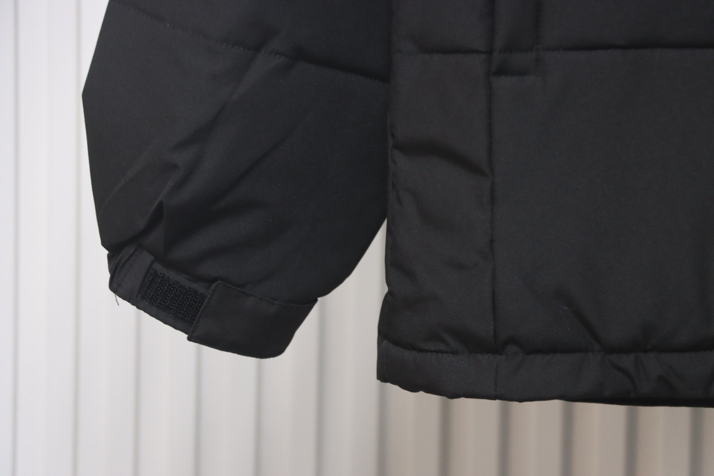 Stone Island Solid Color Zipper Hooded Reversible Down Jacket Black