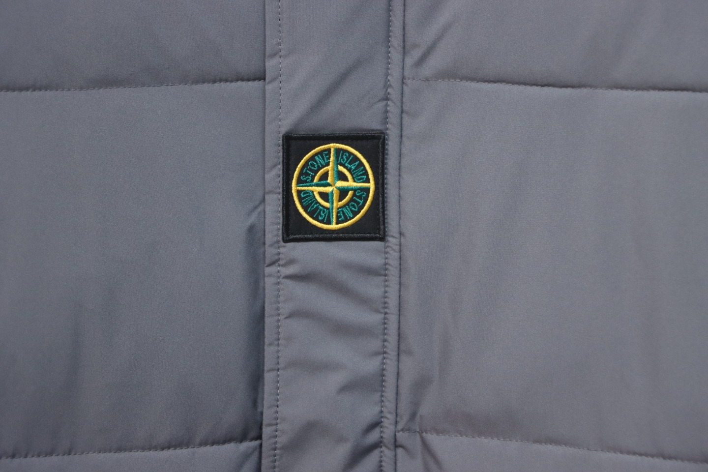 Stone Island Solid Color Zipper Hooded Reversible Down Jacket Grey