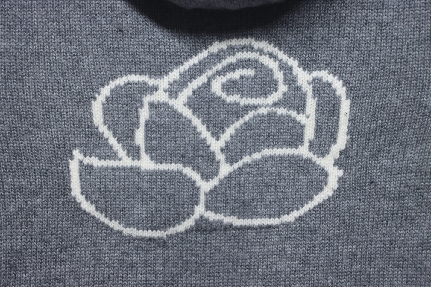 Thom Browne 24FW Rose Australian Wool Hooded Jacket Grey