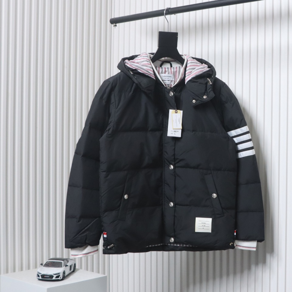 Thom Browne Classic Four-Bar Webbing Down Jacket Black