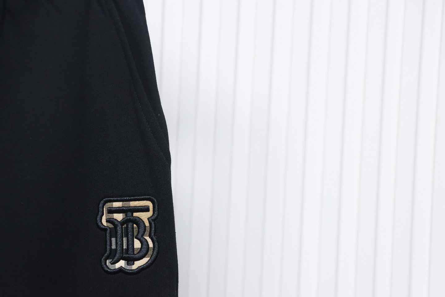 Burberry 24Fw TB Check Patch 3D Embroidery Cotton Knit Trousers