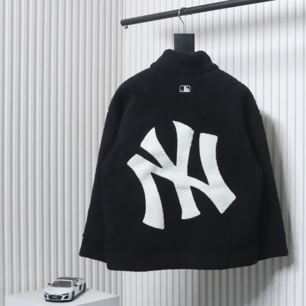 MLB Classic Embroidered LOGO Lambswool Jacket Black