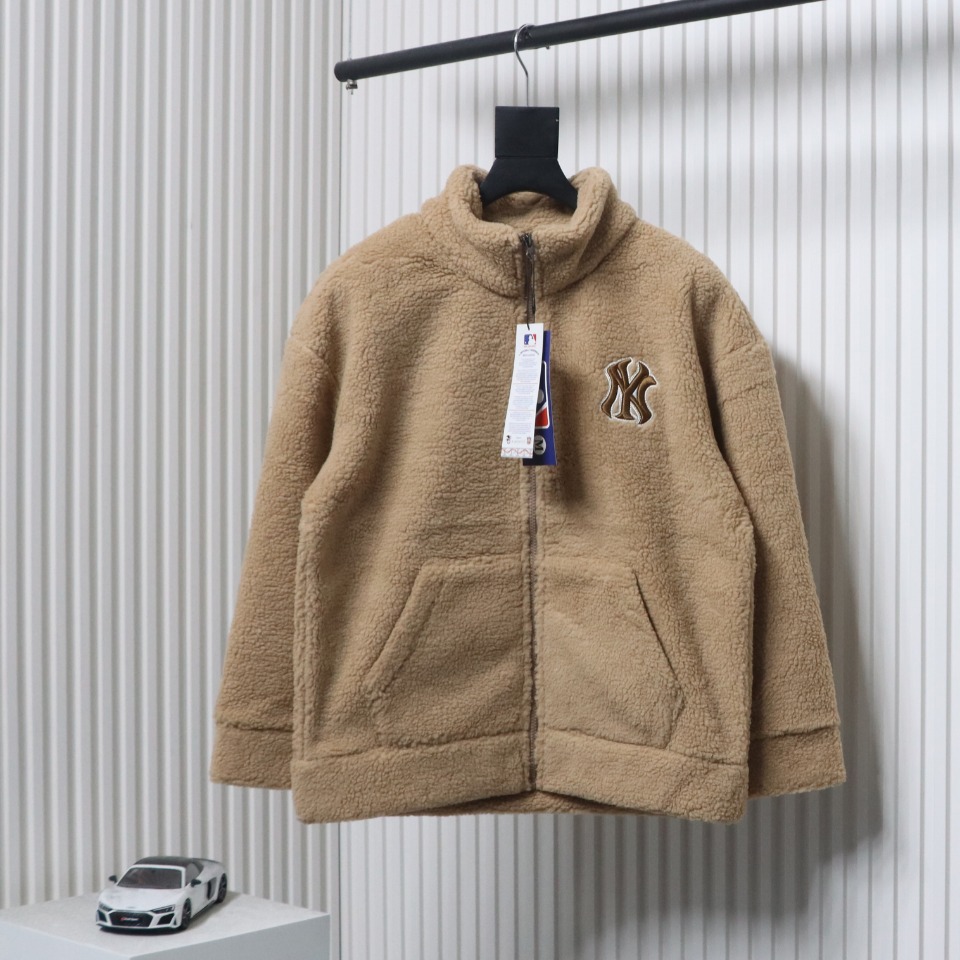 MLB Classic Embroidered LOGO Lambswool Jacket Brown