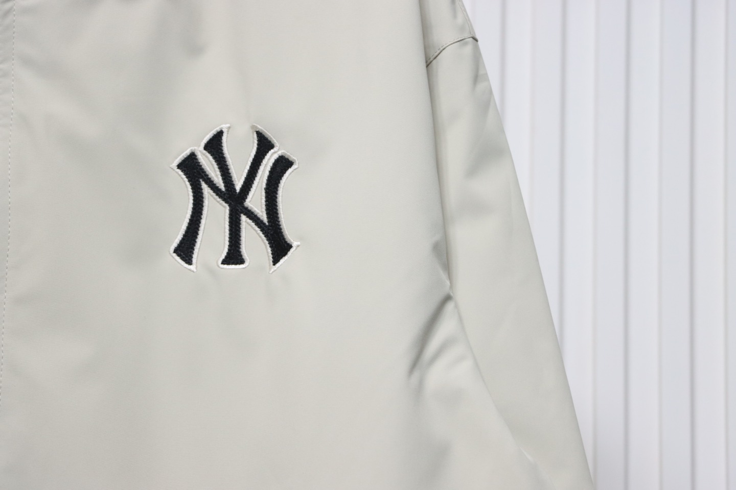 MLB Embroidered Hooded White Label Sports Jacket White