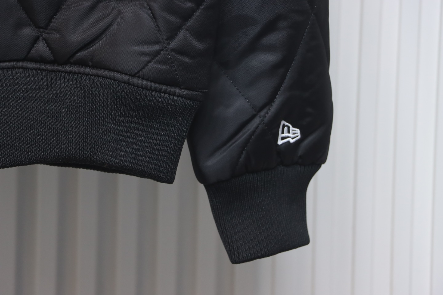 MLB Patch Embroidered Large Logo Baseball Jacket Quilted Jacket Black