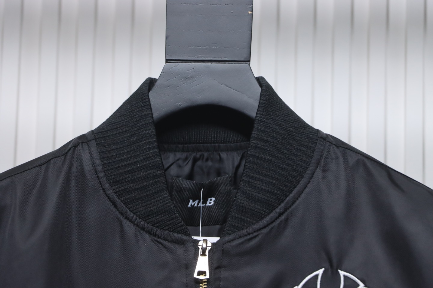 MLB Spliced ​​3D Large Logo Embroidery Baseball Jacket Black