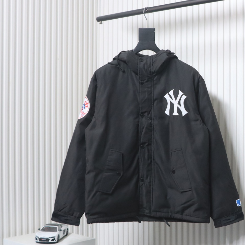 MLB x Supreme 24FW Co-Branded Hooded Zip-Up Jacket Black