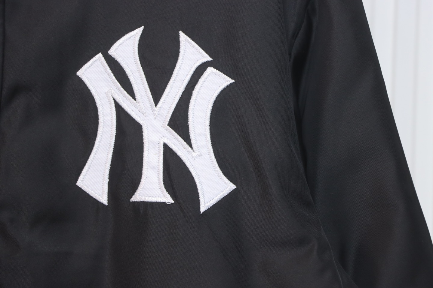 MLB x Supreme 24FW Co-Branded Hooded Zip-Up Jacket Black