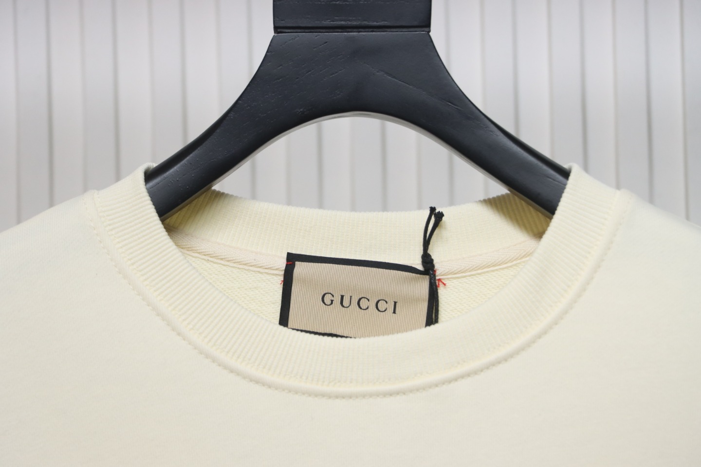 Gucci 24Fw Funny Cartoon Series Printed Round Neck Sweatshirt Strawberry