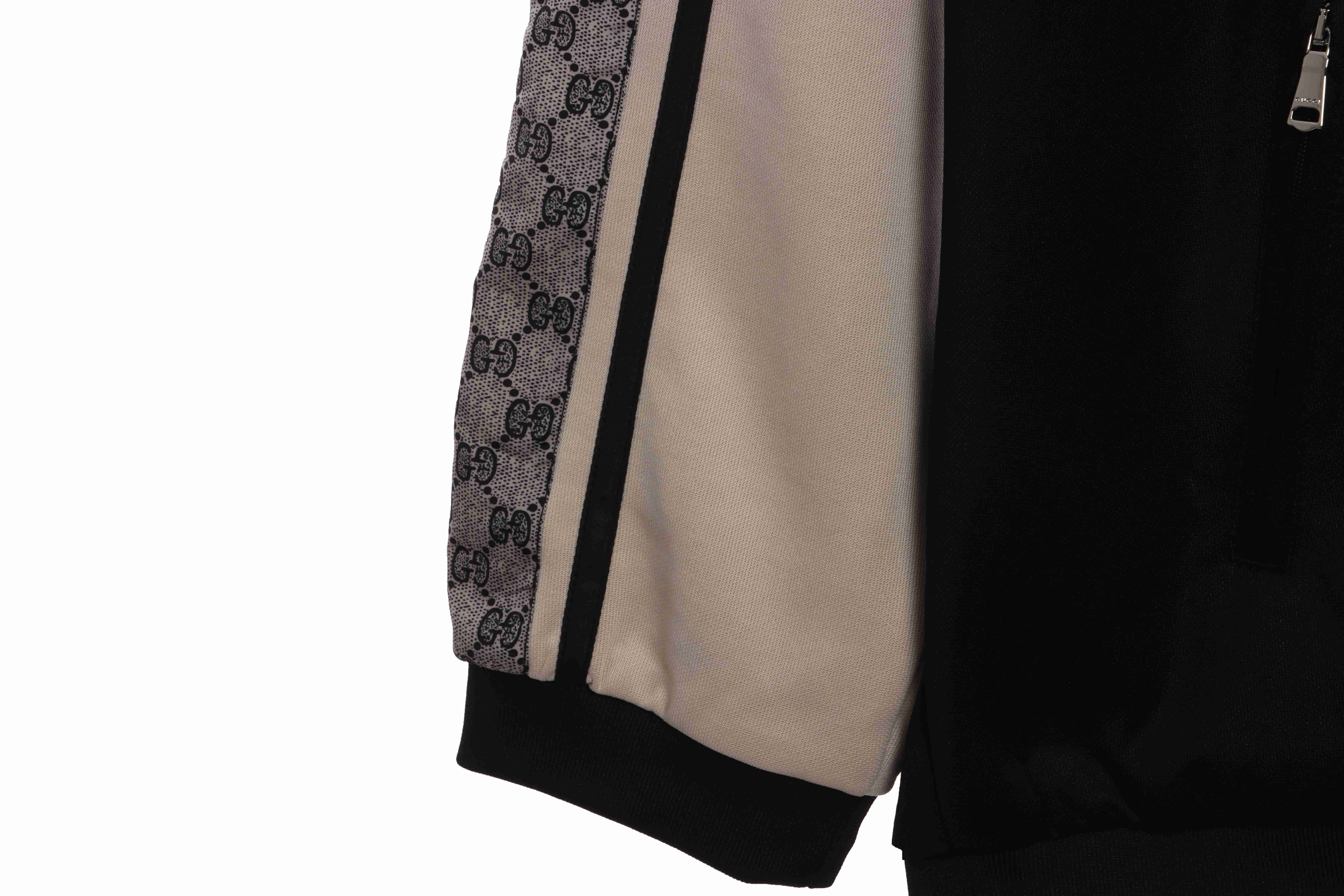 Gucci Classic Snake Print Jacket