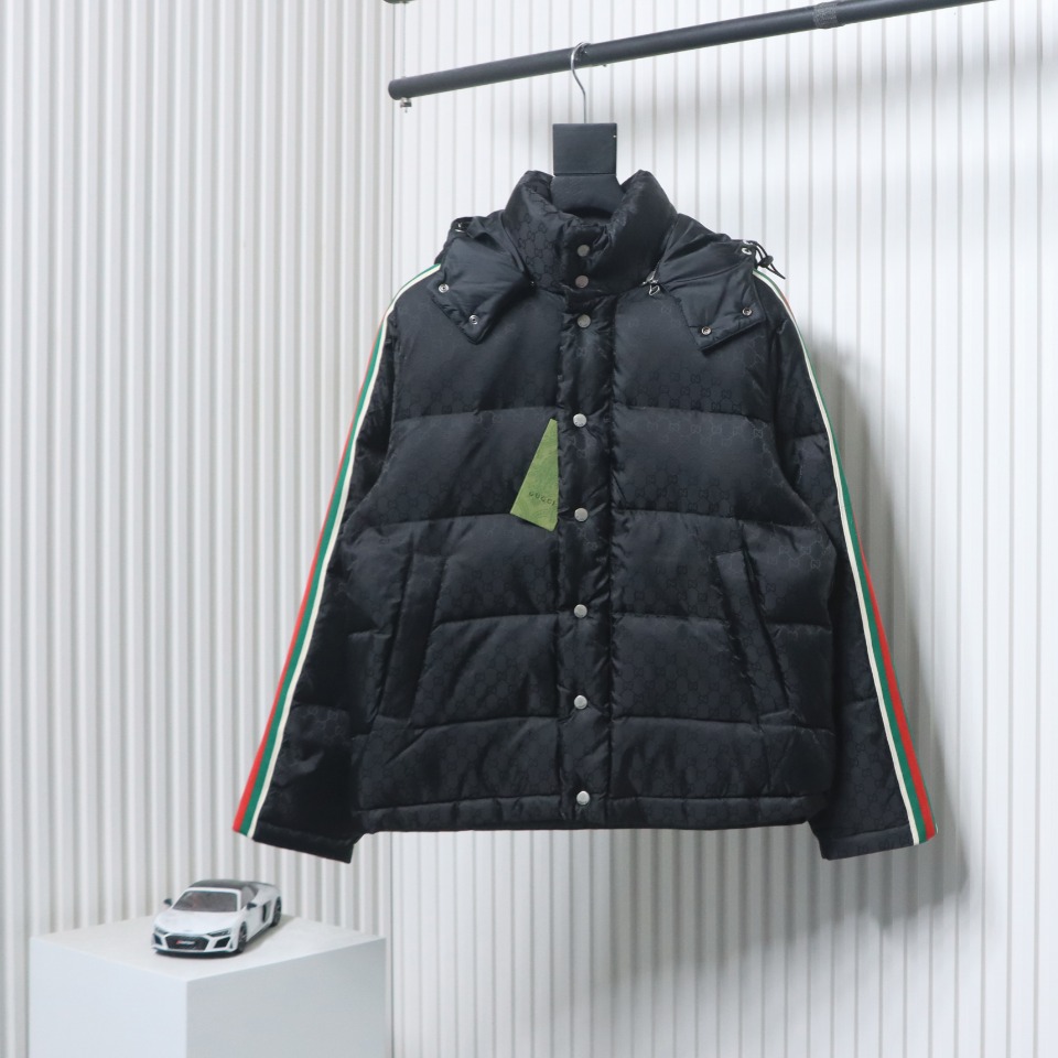 Gucci Full-Print Dark Pattern Jacquard Red And Green Ribbon Down Jacket