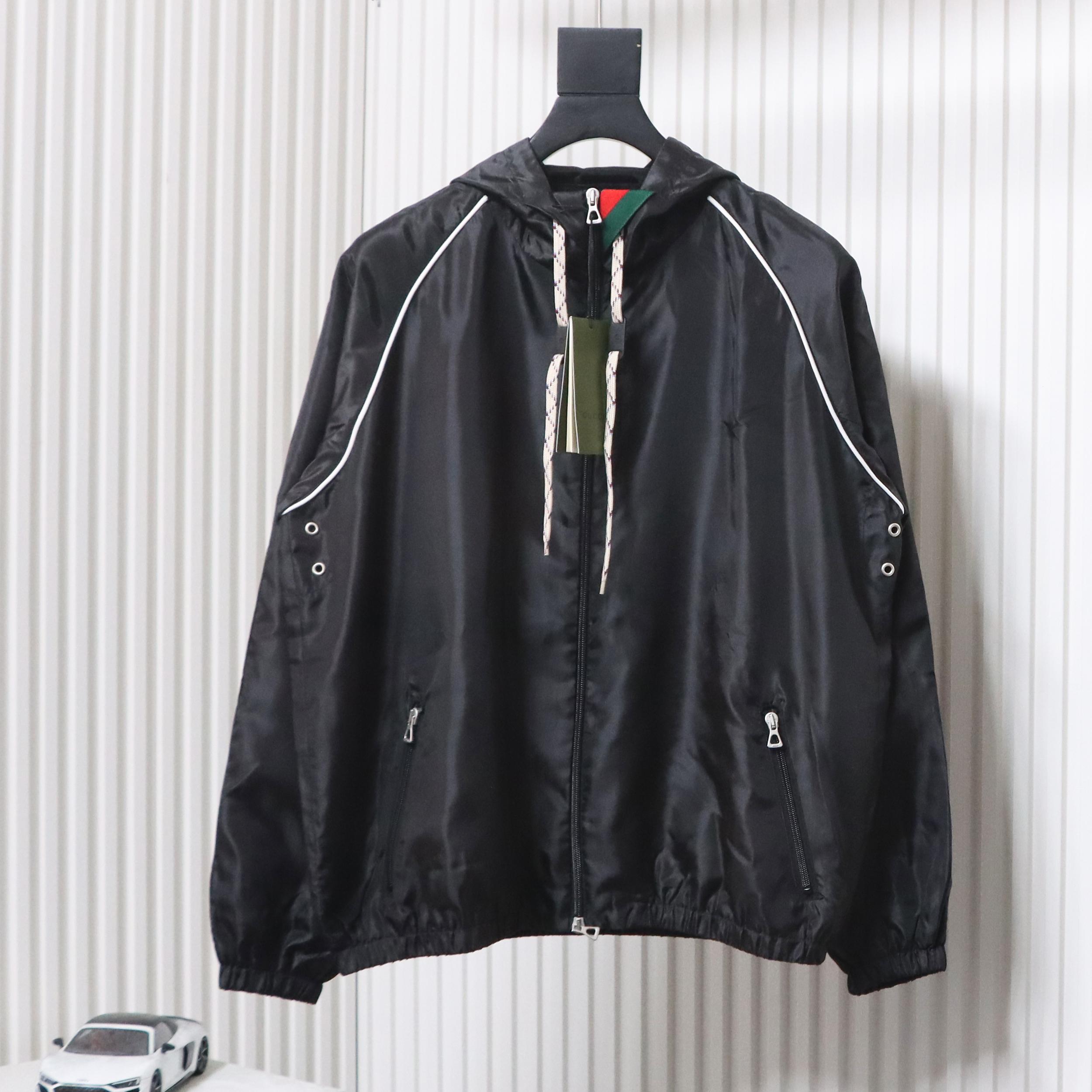 Gucci Line Design Zipper Pocket Hooded Windbreaker Jacket Black