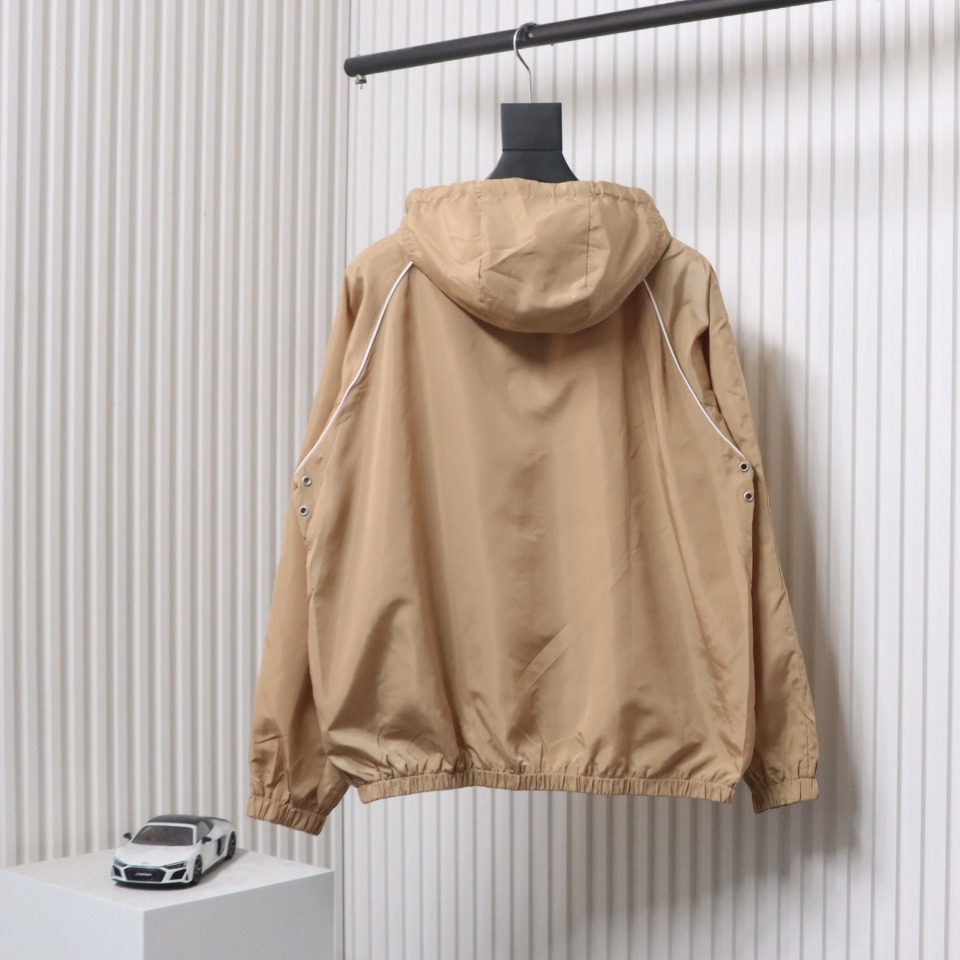 Gucci Line Design Zipper Pocket Hooded Windbreaker Jacket Brown