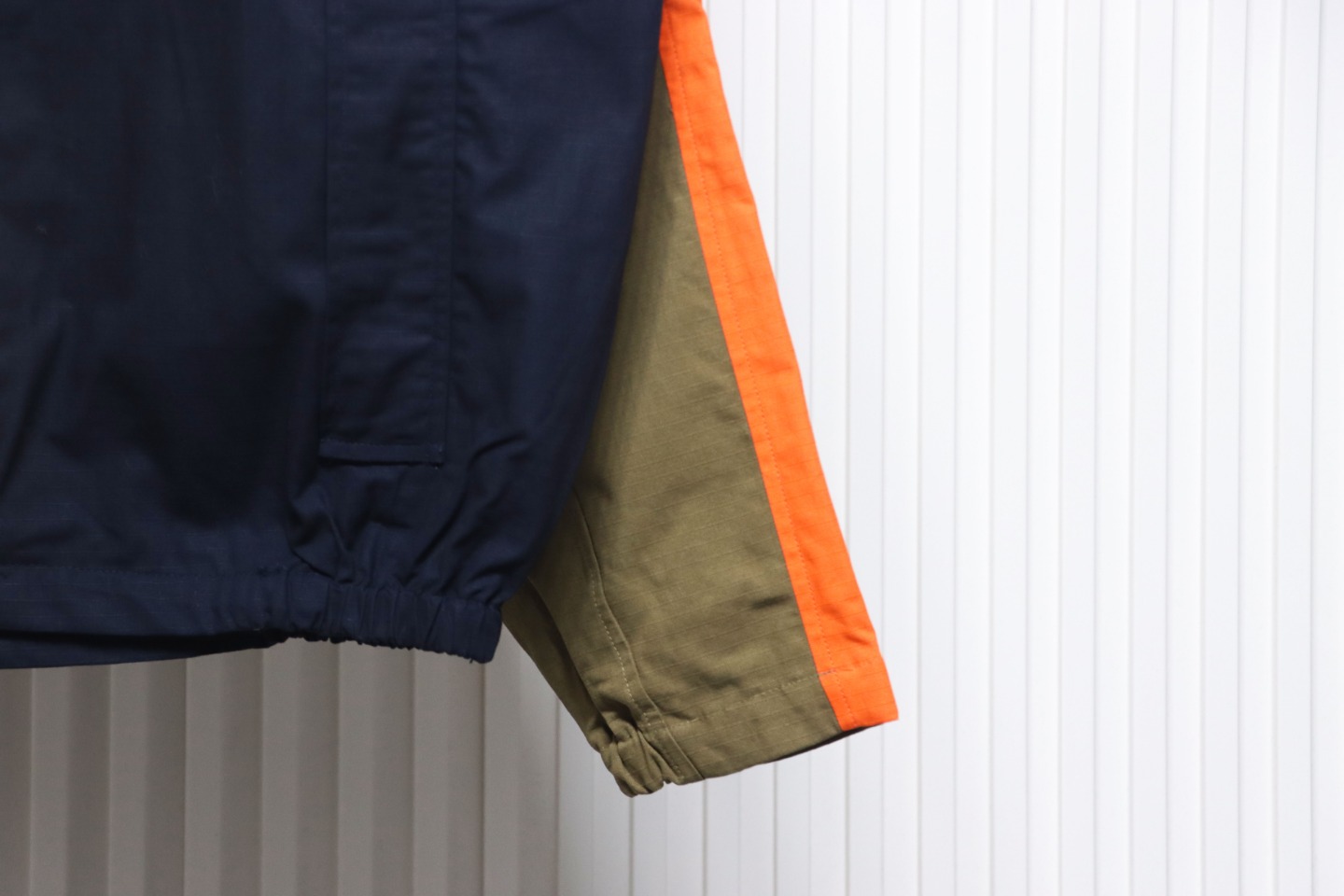 Gucci Pineapple Embroidery Zipper Pocket Hooded Jacket