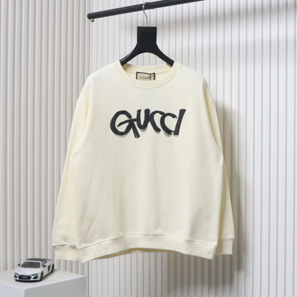 Gucci 24Fw Graffiti Letters Foam Print Round Neck Sweatshirt White