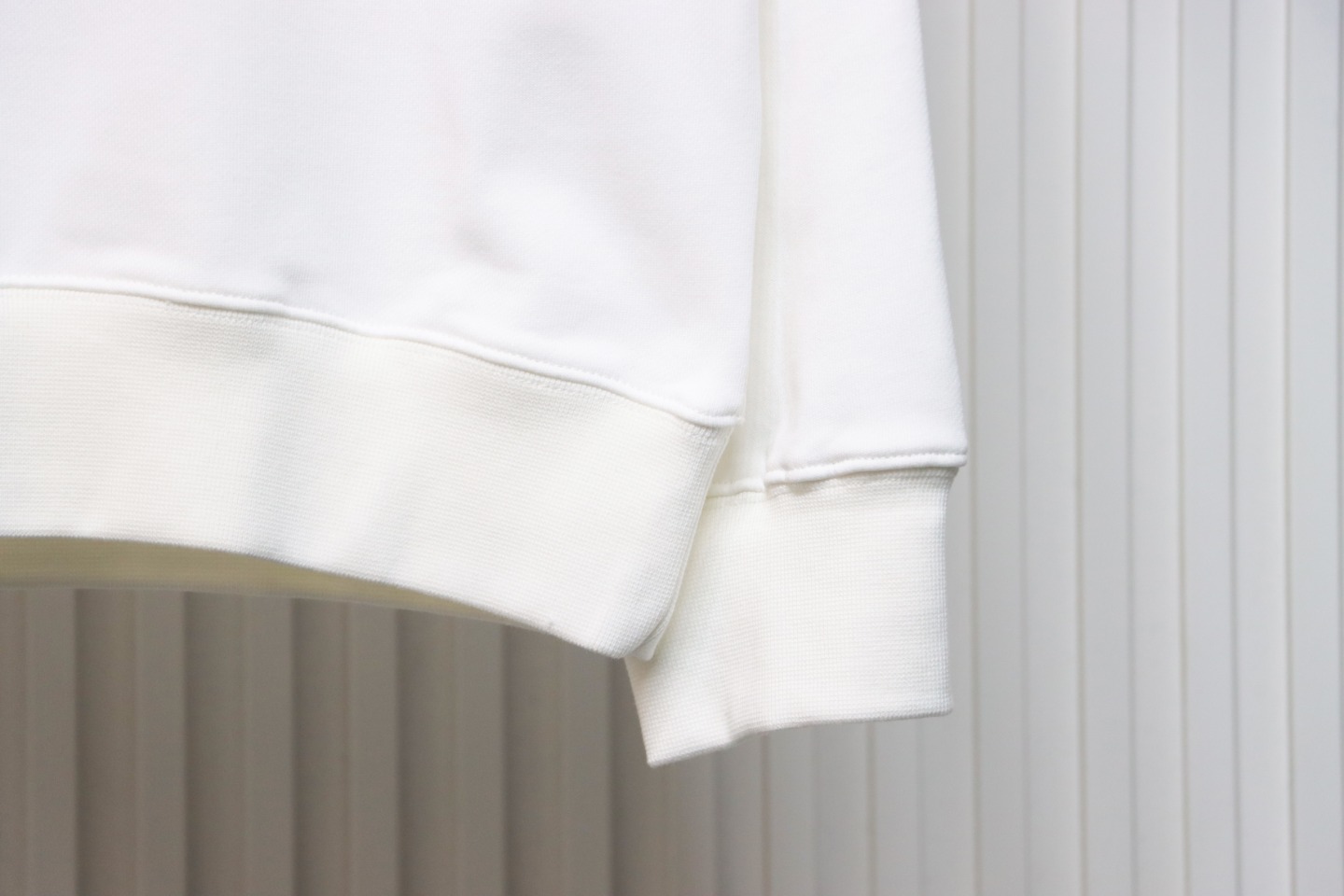 Gucci 24Fw Towel Embroidery Lettering Crew Neck Sweatshirt White