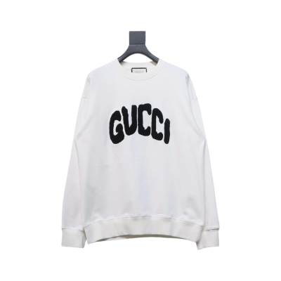 Gucci 24Fw Towel Embroidery Lettering Crew Neck Sweatshirt White 01