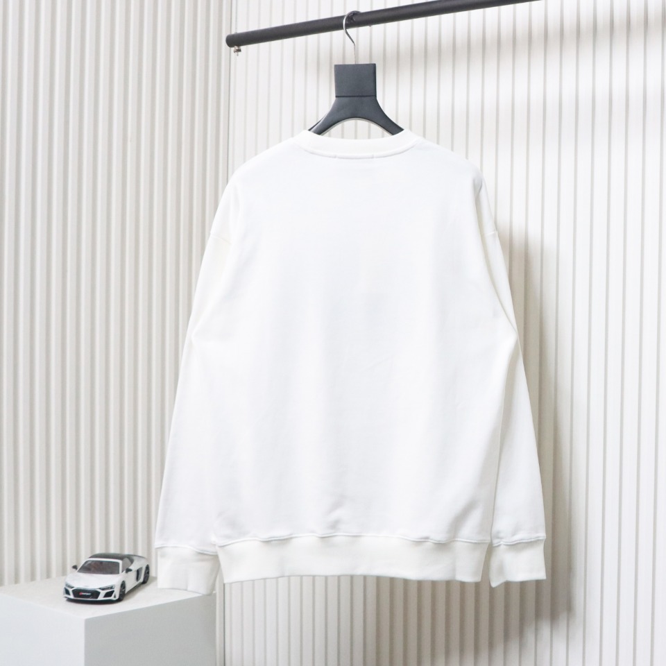 Gucci 24Fw Towel Embroidery Lettering Crew Neck Sweatshirt White