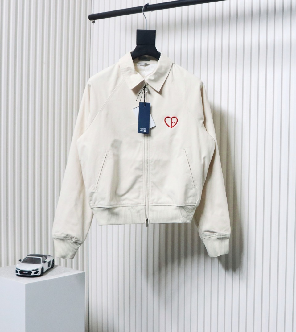 Dior 24Fw Embroidered Heart Cropped Jacket