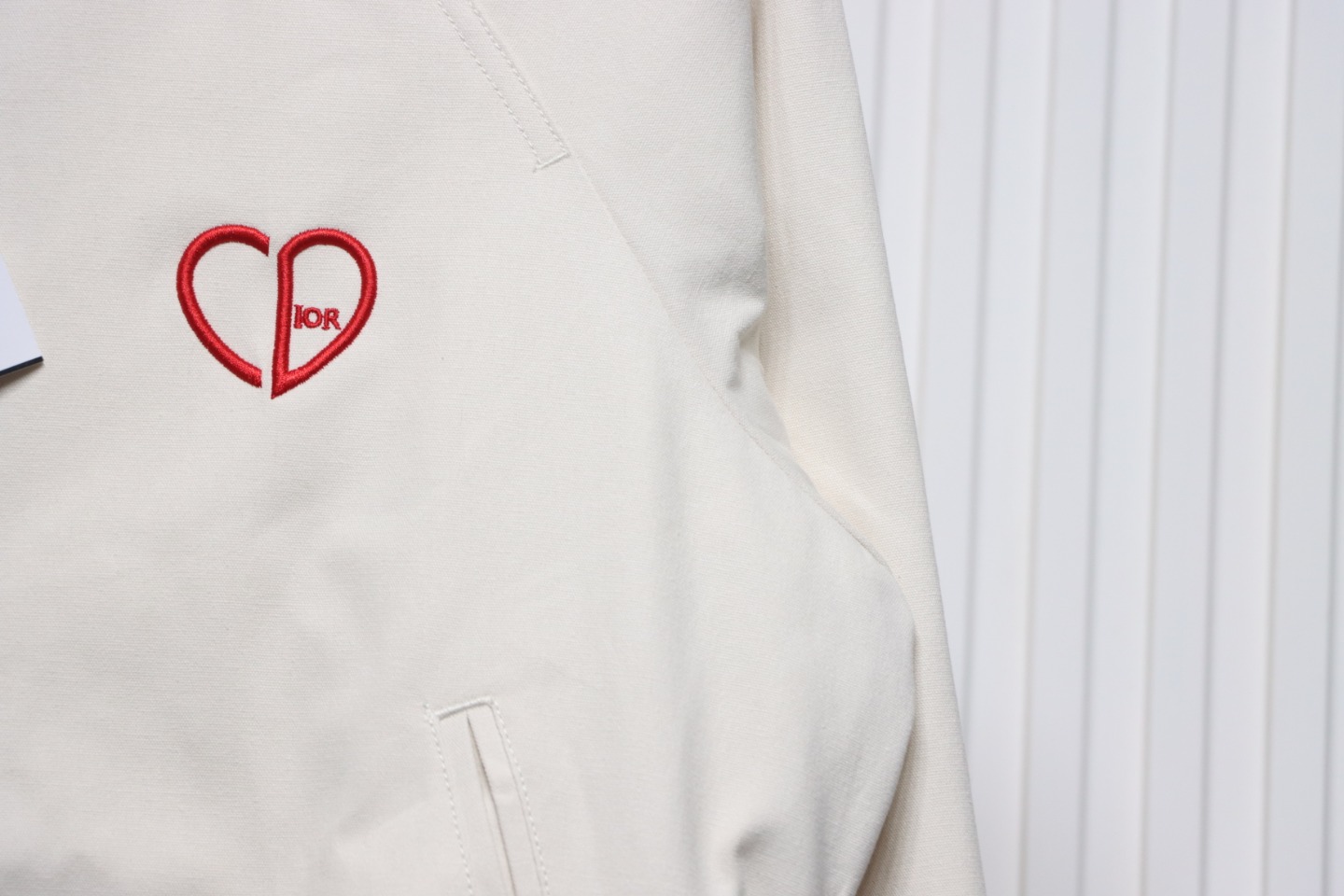 Dior 24Fw Embroidered Heart Cropped Jacket