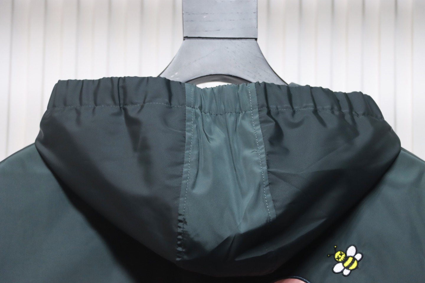 Dior Embroidered Lettering Bumblebee Hooded Jacket Green Grey