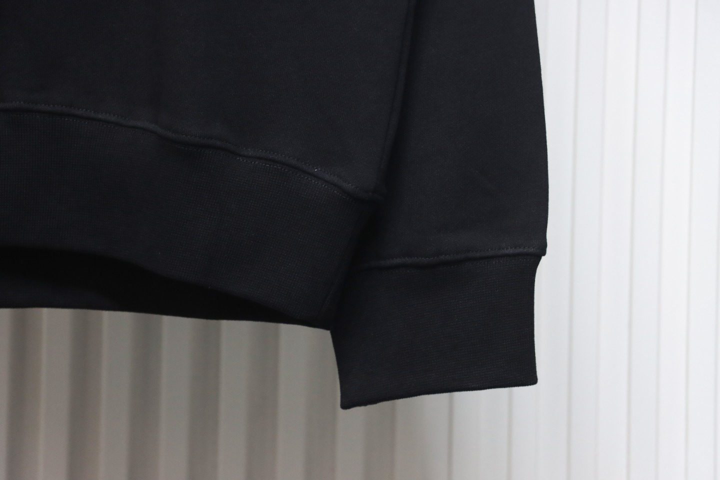 Dior 24Fw Embroidered Pin Lettering Crew Neck Sweatshirt Black