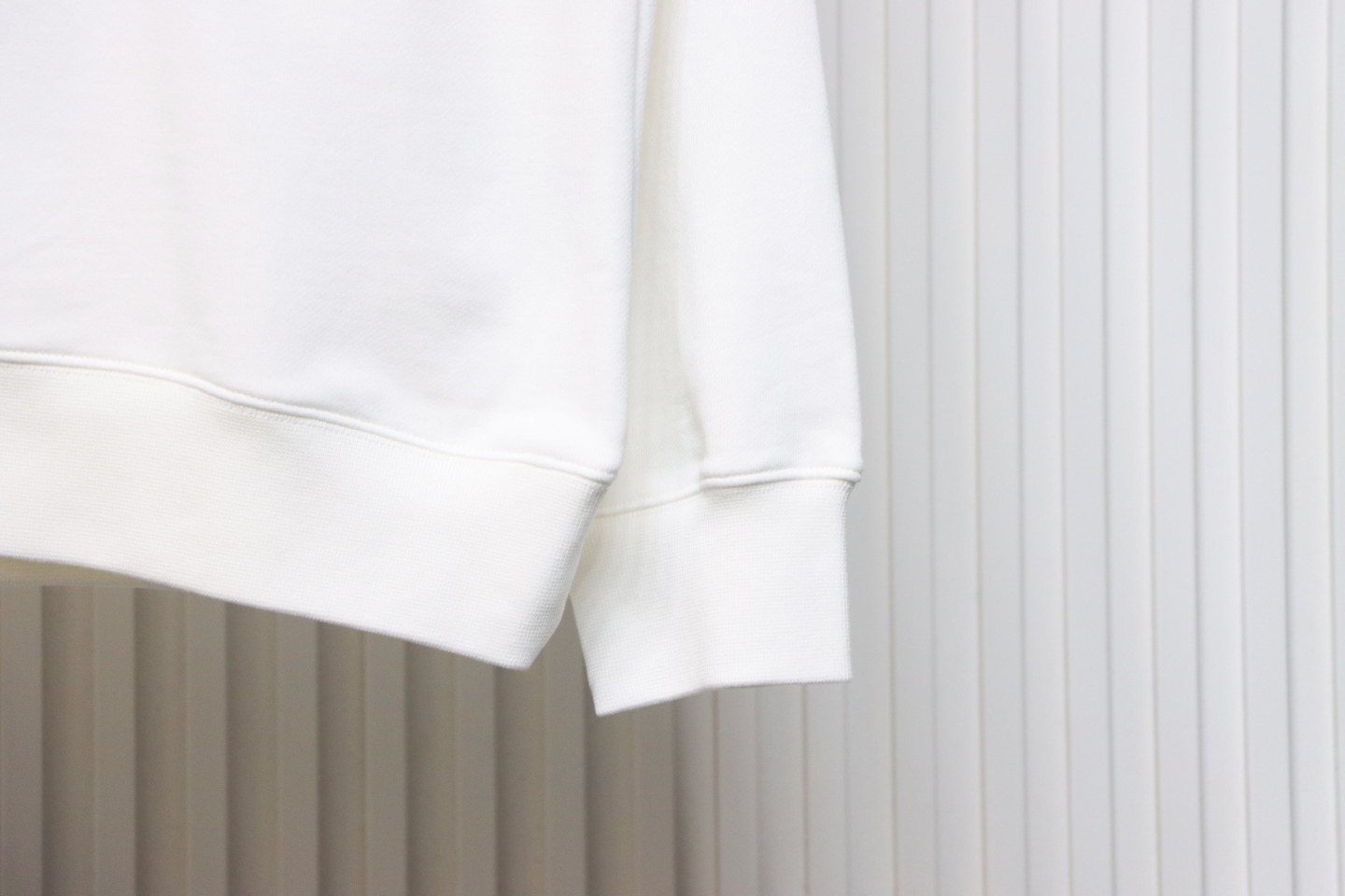 Dior 24Fw Embroidered Pin Lettering Crew Neck Sweatshirt White