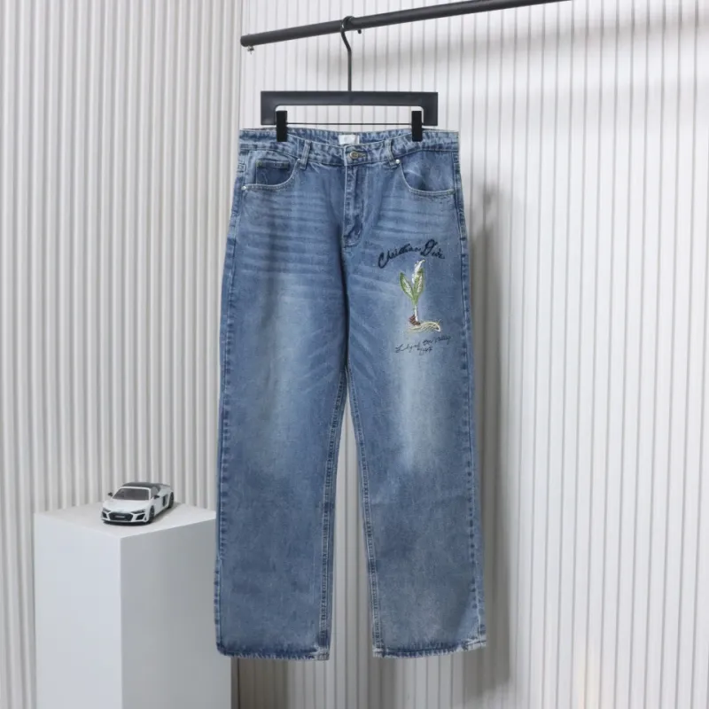 Dior CD Embroidered Letters Plant Flowers Couple Style Washed Jeans