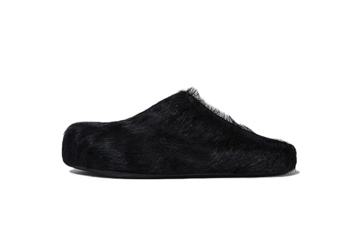 Marni Long-Hair Calfskin Fussbett Sabot Black SBMR000600P412200N99