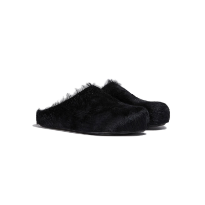 Marni Long-Hair Calfskin Fussbett Sabot Black SBMR000600P412200N99 02