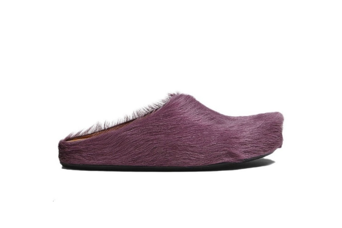 Marni Long-Hair Calfskin Fussbett Sabot Purple SBMS004601P412200C68