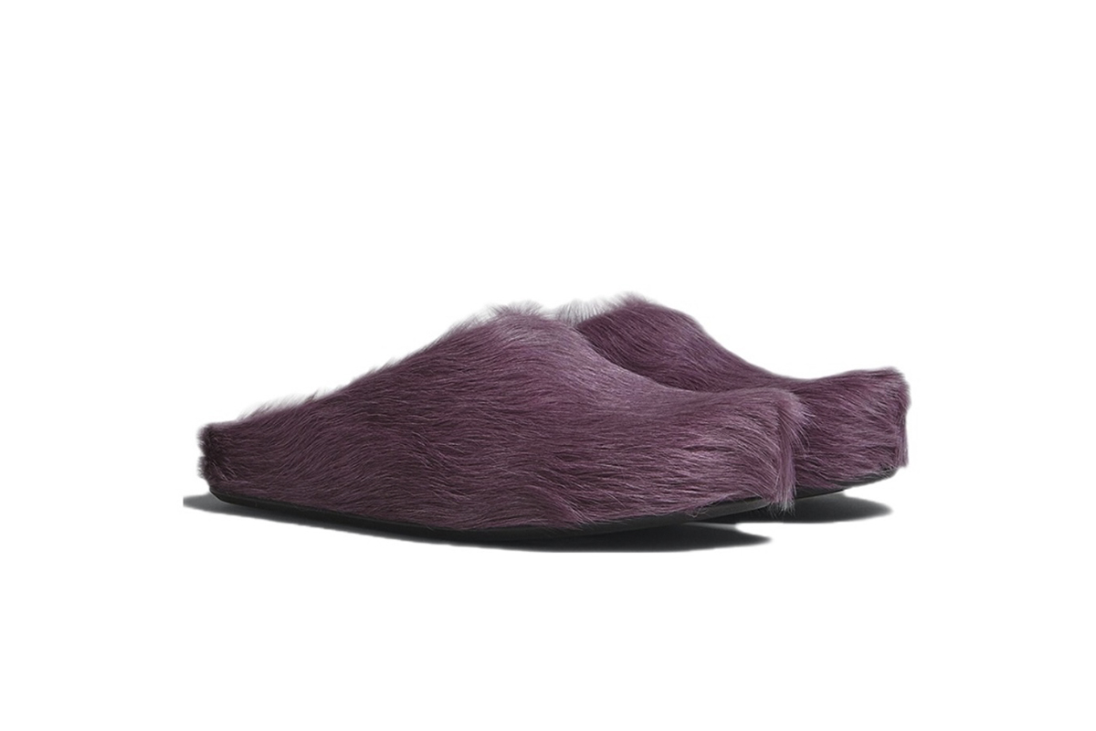 Marni Long-Hair Calfskin Fussbett Sabot Purple SBMS004601P412200C68