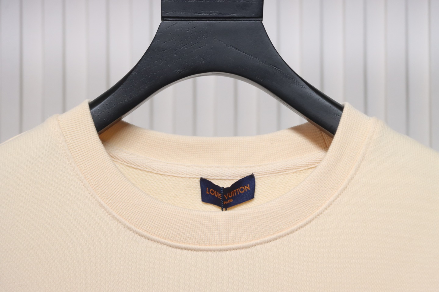 Louis Vuitton 22Fw Fake Pocket Letter Printed Round Neck Sweatshirt Beige