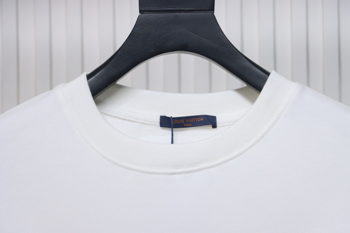 Louis Vuitton 24Fw Classic Embroidered Clover Logo Crewneck Sweatshirt White