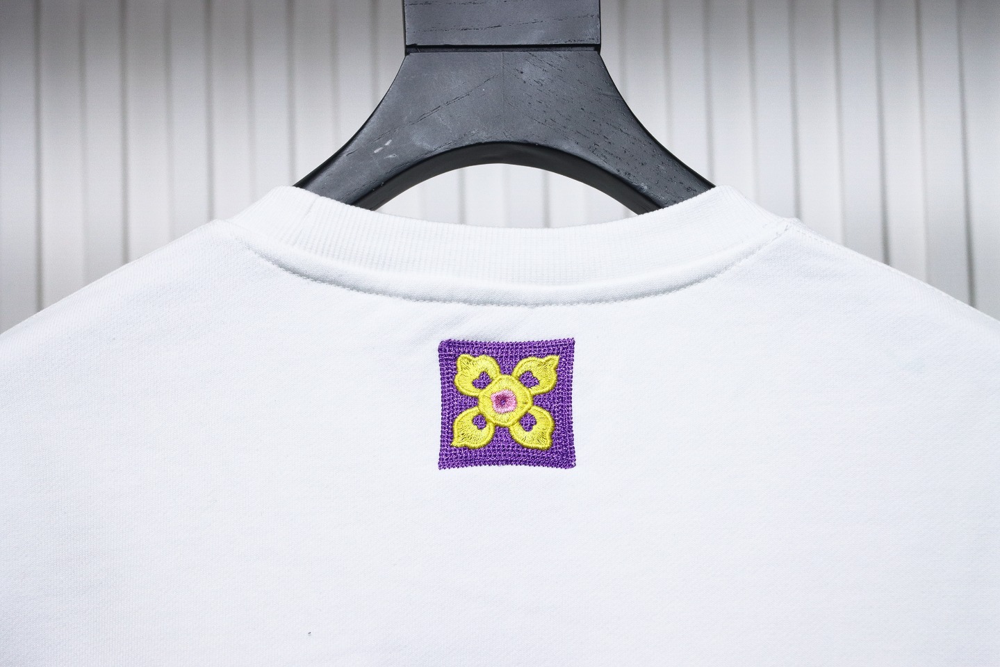 Louis Vuitton 24Fw Four-Leaf Clover Embroidery Crewneck Sweatshirt White