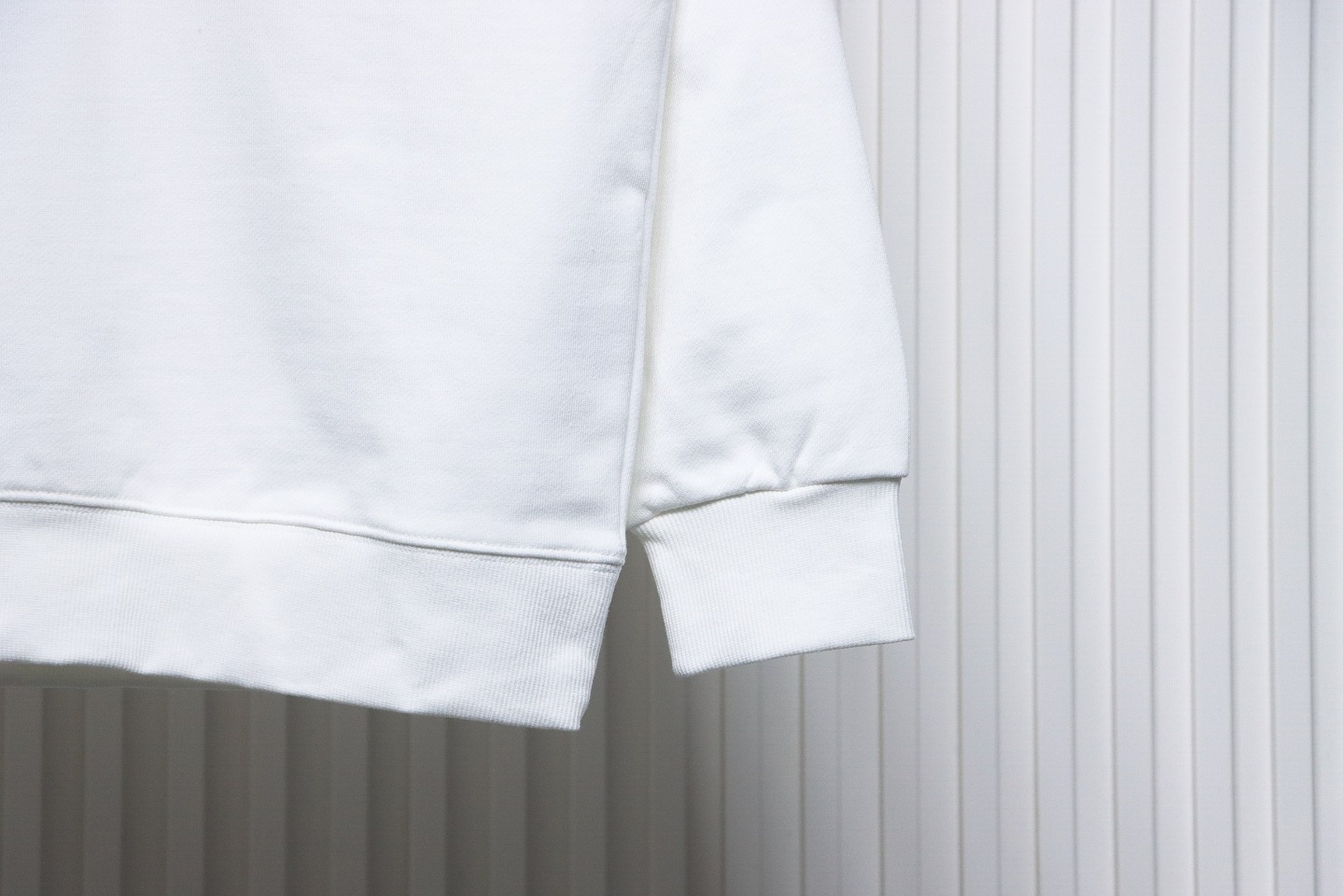 Louis Vuitton 24Fw Four-Leaf Clover Embroidery Crewneck Sweatshirt White