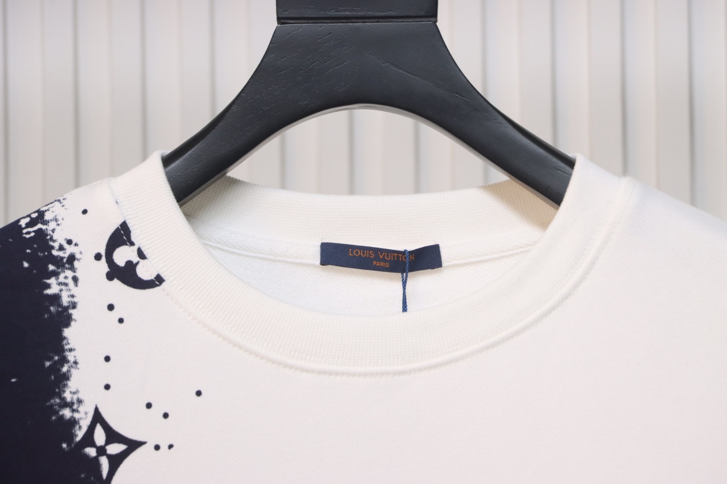 Louis Vuitton 24Fw Ink Splashing Old Flower Print Round Neck Sweatshirt White