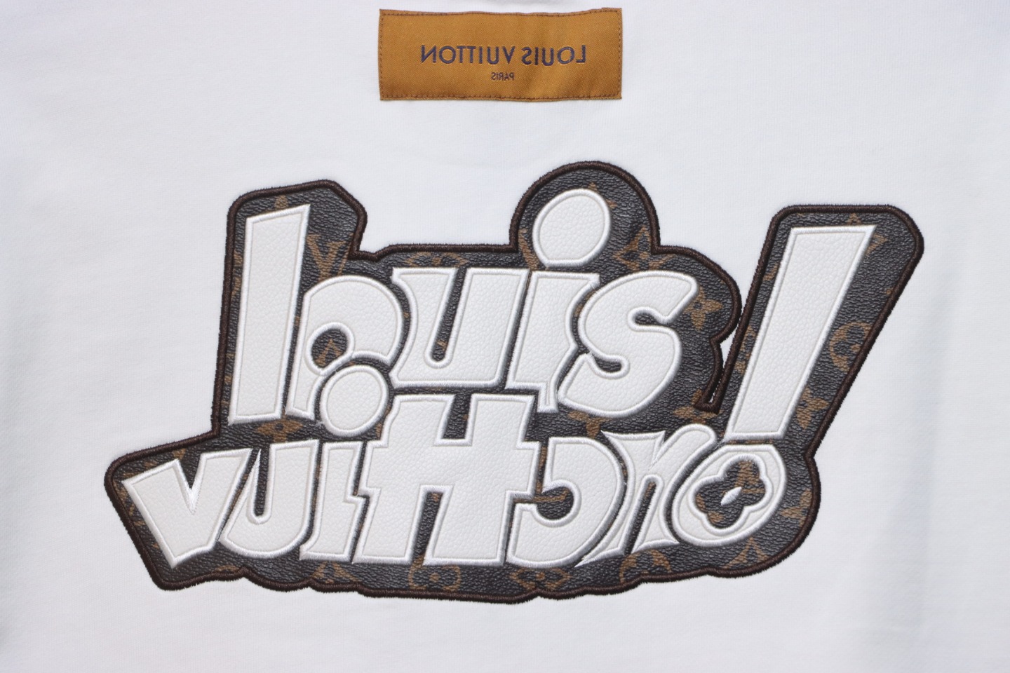 Louis Vuitton 24Fw Leather Label Letter Embroidery Round Neck Sweatshirt White