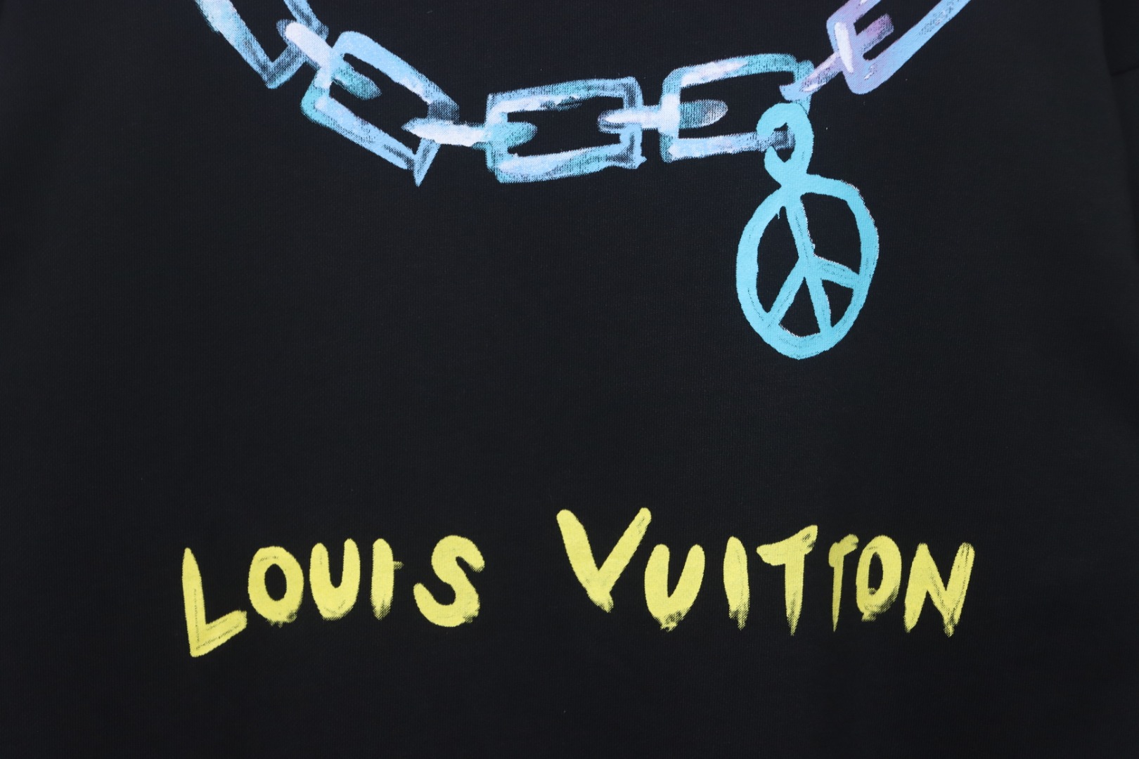 Louis Vuitton Gradient Necklace Pendant Print Round Neck Sweatshirt Black